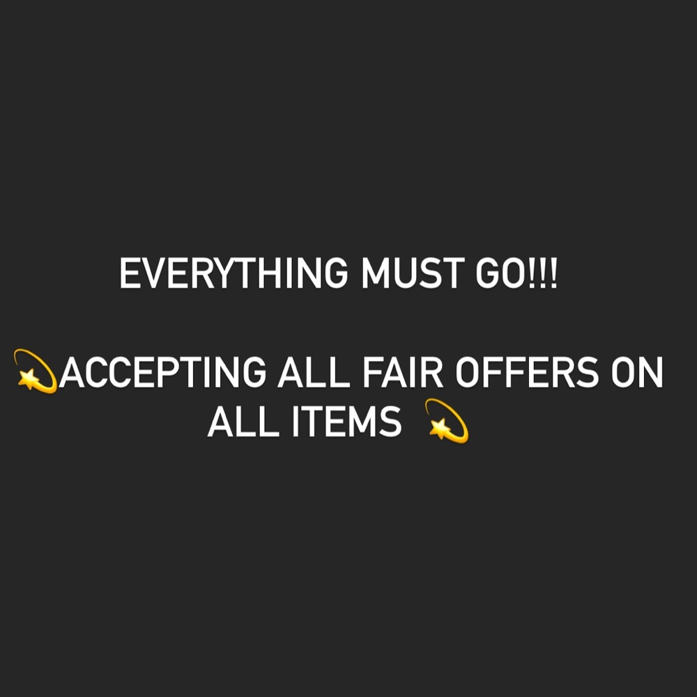 Closet clear out! Everything must go. Make me a fair offer 😊